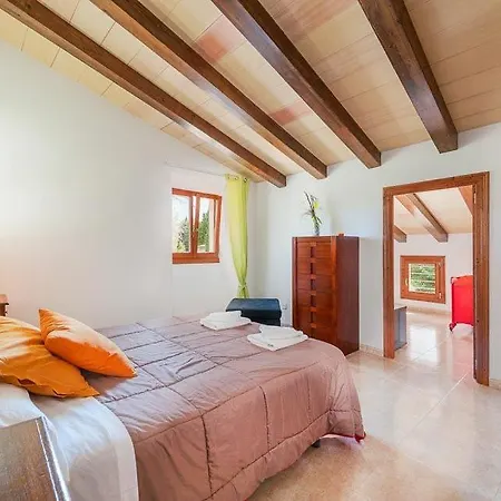 Villa Sleeps 6 Pool Air Con Wifi *
