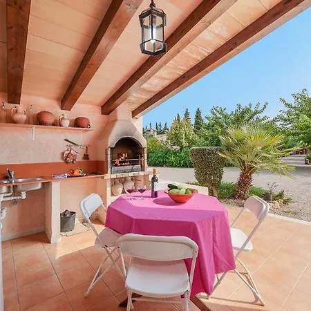 Sleeps 6 Pool Air Con Wifi Villa