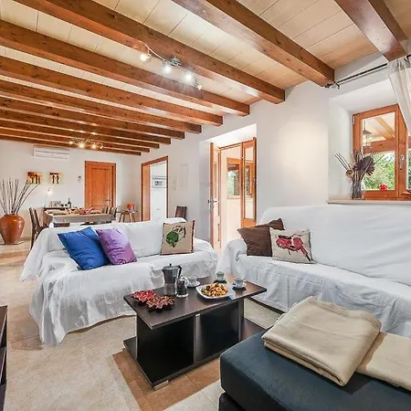 Sleeps 6 Pool Air Con Wifi Pollenca