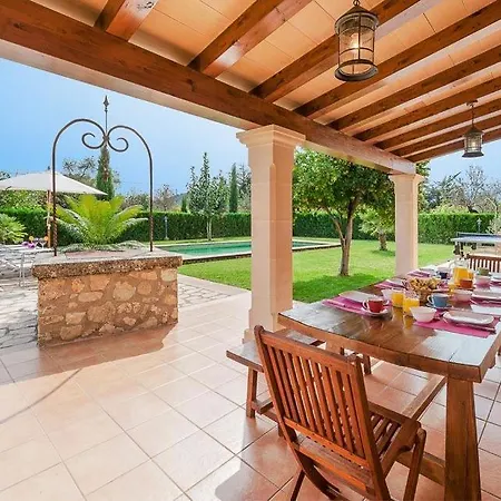 Villa Sleeps 6 Pool Air Con Wifi *